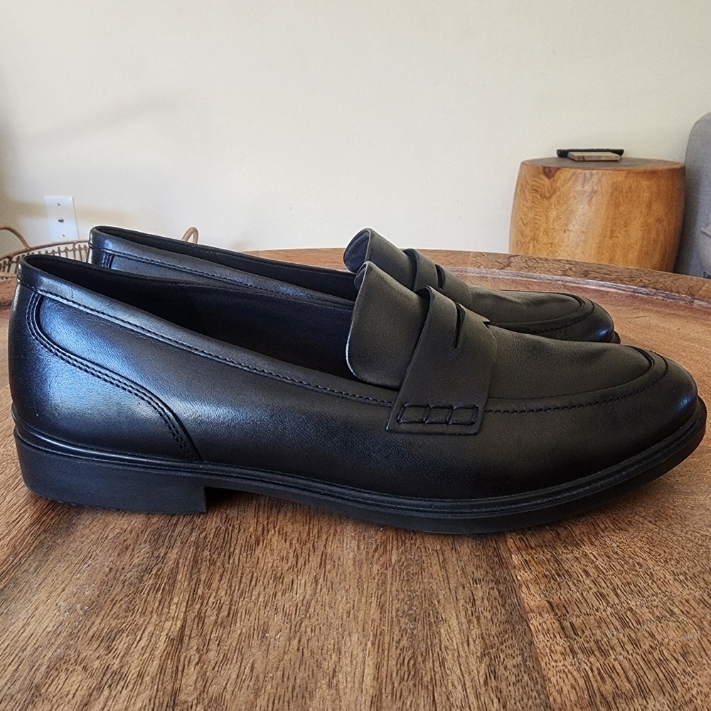 Ecco Black Leather Dress Classic 15 Penny Loafer Shoes Womens Size 10